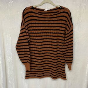 Women’s Striped Sweater Size Medium